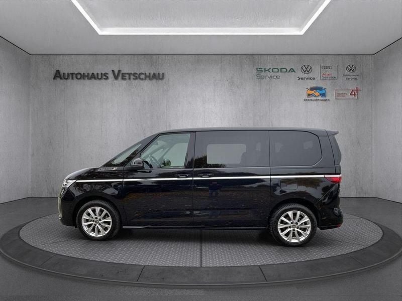 Gebraucht VW T7 Style 150 PS (110 kW) 2024 Schwarz Van