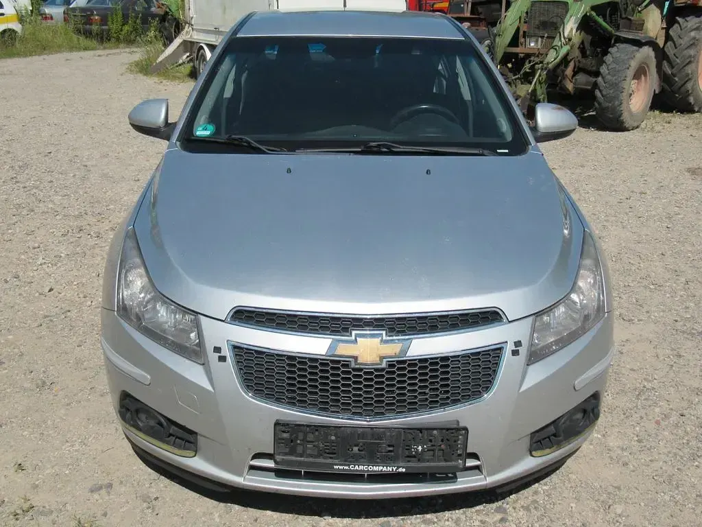 Gebraucht Chevrolet Cruze 163 PS (119 kW) 2013 Silber Limousine