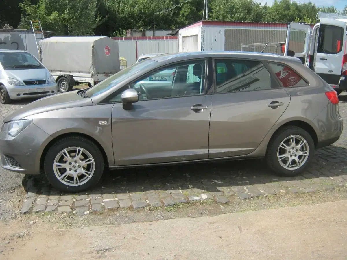 Gebraucht Seat Ibiza ST Style 86 PS (63 kW) 2014 Grau Kombi