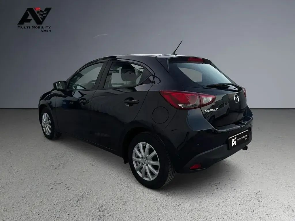 Gebraucht Mazda 2 Center-Line 75 PS (55 kW) 2019 Schwarz Limousine