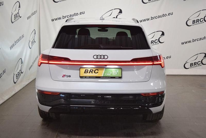 Gebraucht Audi Q8 e-tron S-Line 300 kW (408 PS) 2023 Weiß SUV