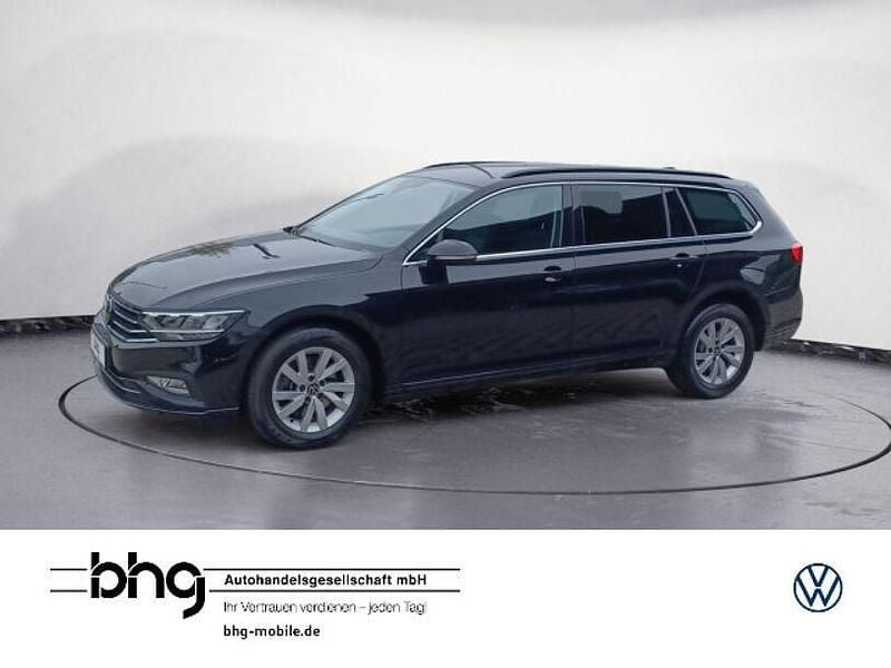 Deep black perleffekt Gebraucht 2022 VW Passat Business Kombi | 21.290 € (Guter Preis) - Bild 1/4
