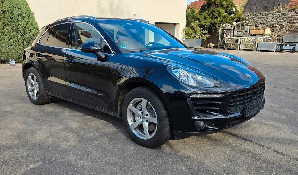 Gebraucht Porsche Macan S Diesel 204 PS (150 kW) 2014 Schwarz SUV