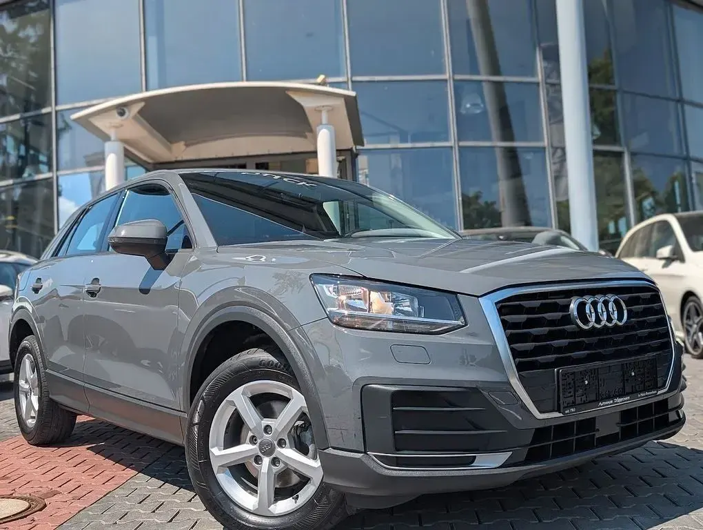 Używany Audi Q2 Design 150 KM (110 kW) 2020 Szary SUV