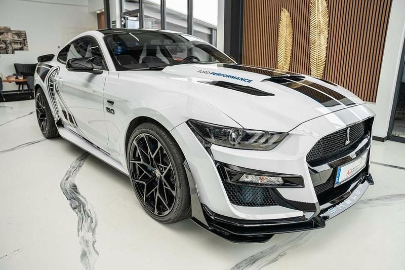 Gebraucht Ford Mustang GT 441 PS (324 kW) 2017 Weiß Coupé