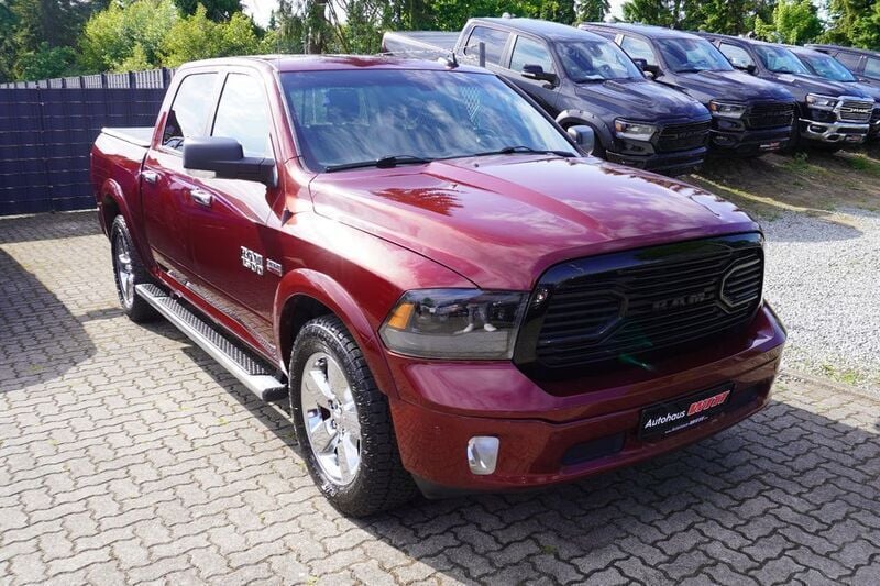 Rot Gebraucht 2017 Dodge Ram Abholung | 35.990 € (Guter Preis) - Bild 1/4