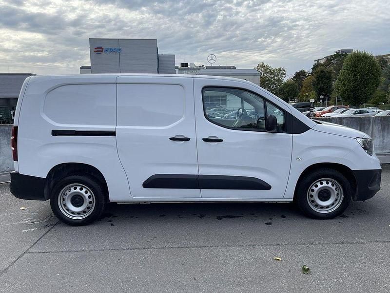 Gebraucht Opel Combo 102 PS (75 kW) 2022 Andere farbe Van / Kleinbus