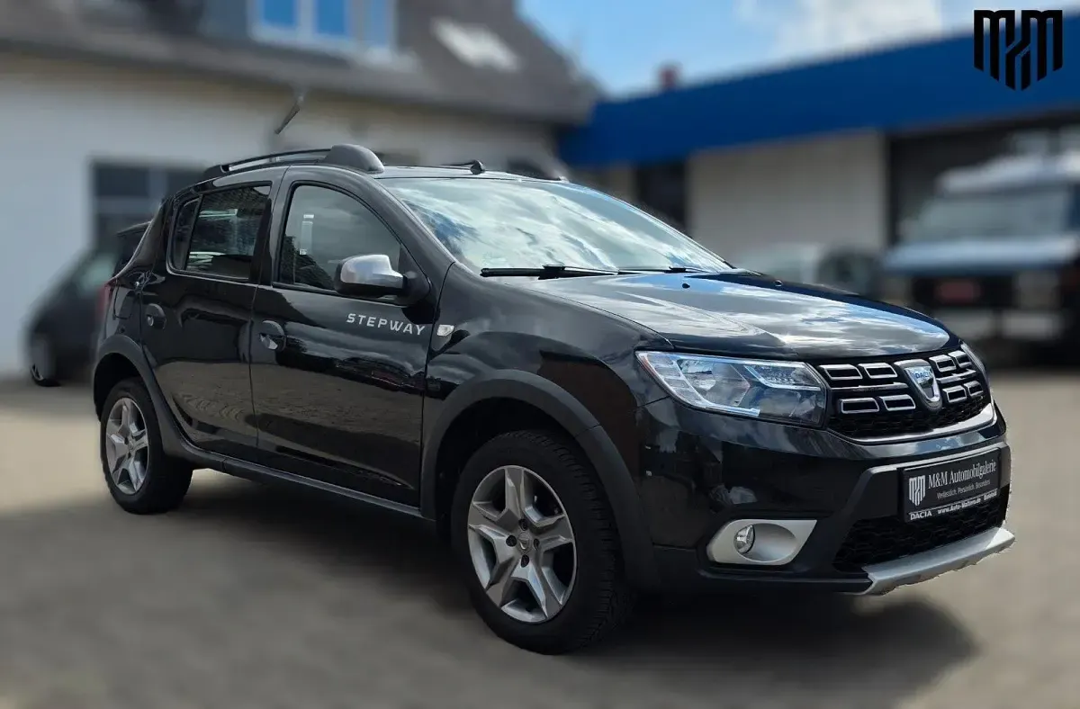 Gebraucht Dacia Sandero Prestige 90 PS (66 kW) 2019 Schwarz SUV