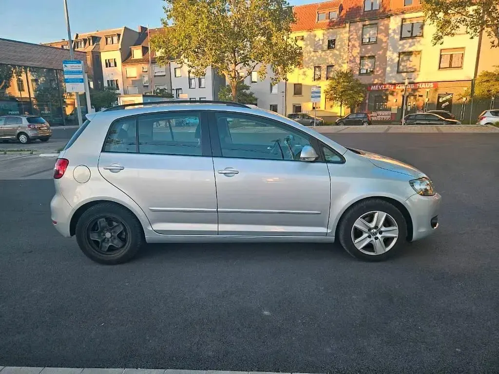 Gebraucht VW Golf Plus 122 PS (89 kW) 2009 Grau Van / Kleinbus