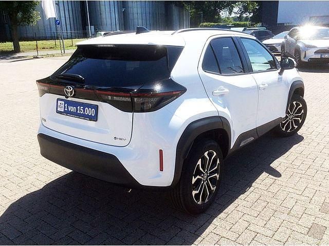 Neu Toyota Yaris Cross 131 PS (96 kW) 2025 Schneeweiß SUV