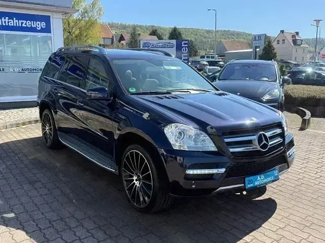 Second-hand Mercedes GL450 340 CP (250 kW) 2012 Albastru SUV