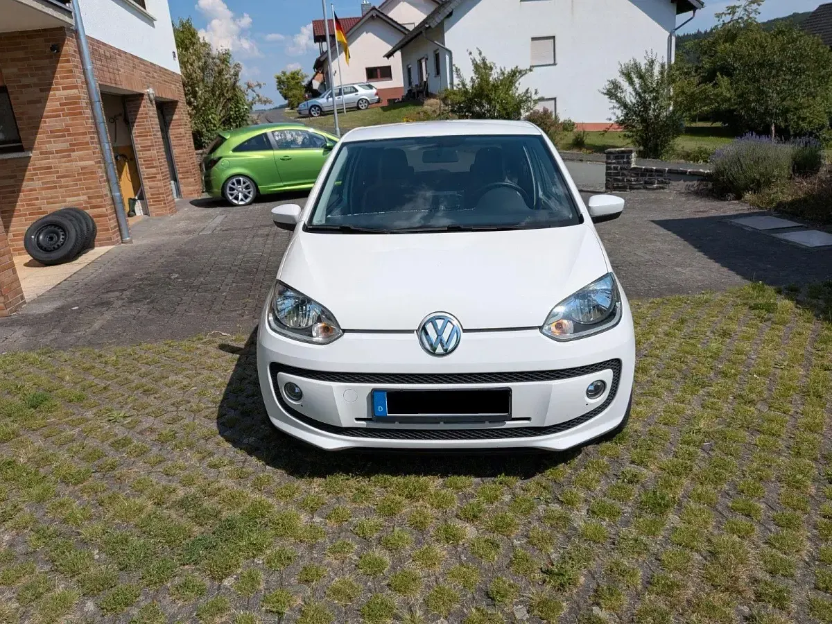 Gebraucht VW up! high up! 75 PS (55 kW) 2012 Weiß Kleinwagen