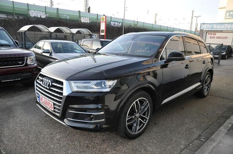 Second-hand Audi Q7 Performance 272 CP (200 kW) 2017 Negru SUV