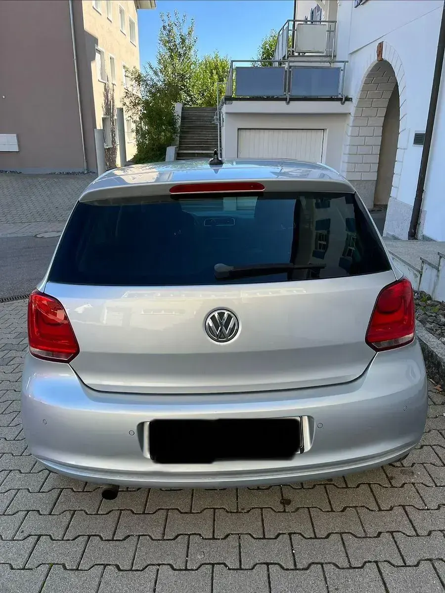 Gebraucht VW Polo 105 PS (77 kW) 2012 Silber Kleinwagen