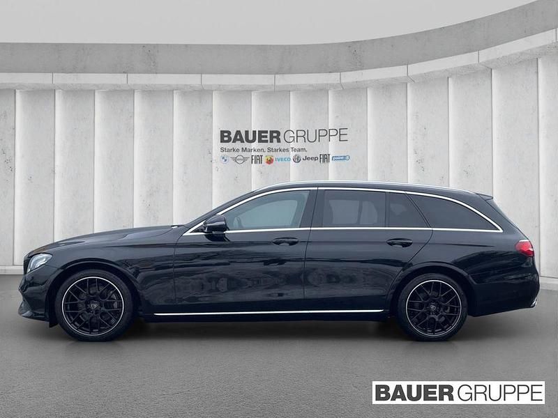 Gebraucht Mercedes E220 Avantgarde 194 PS (142 kW) 2018 Schwarz Kombi