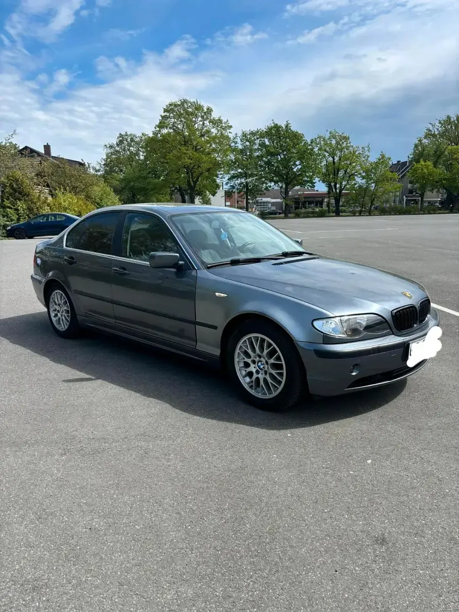 Brugt BMW 325 192 HK (141 kW) 2002 Grå Sedan