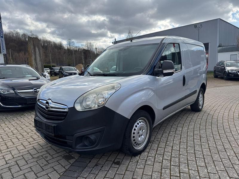 Second-hand Opel Combo 90 CP (66 kW) 2013 Argintiu Monovolum