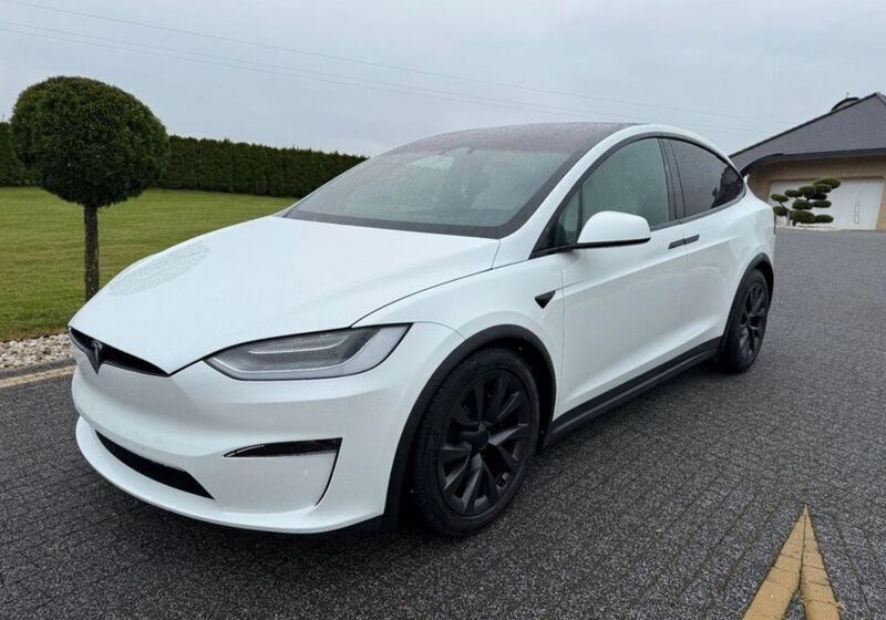 Weiß Gebraucht 2022 Tesla Model X SUV | 58.000 € (Guter Preis) - Bild 1/4