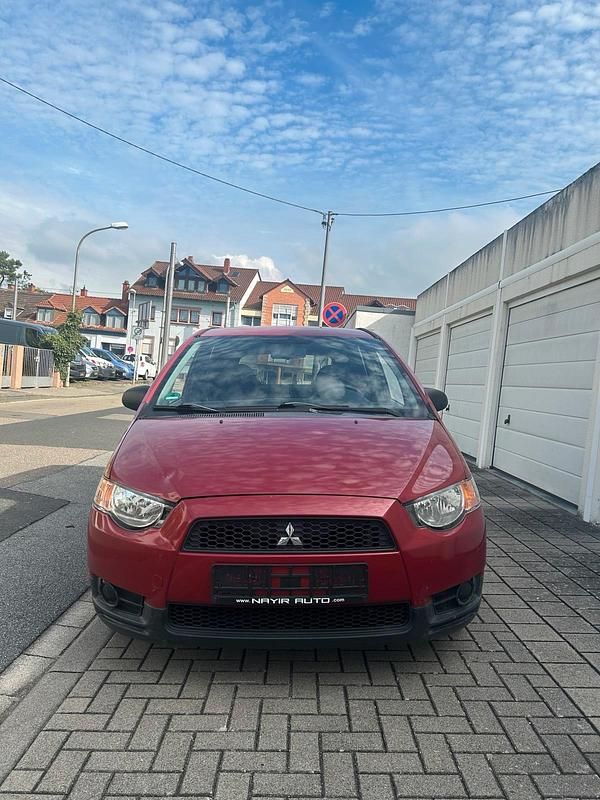 Rot Gebraucht 2010 Mitsubishi Colt Edition Kleinwagen | 1.800 € (Guter Preis) - Bild 1/4