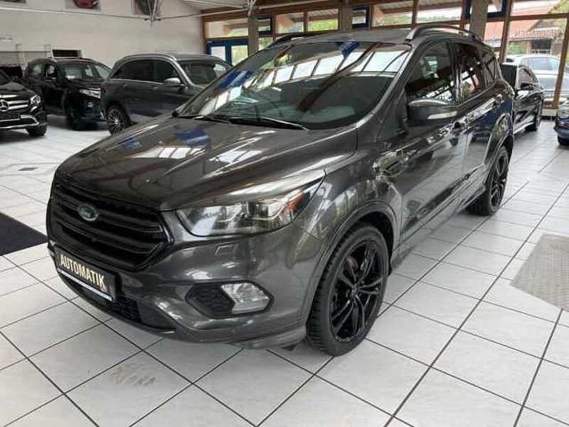 Magneticgrau (metallic) Gebraucht 2017 Ford Kuga ST-Line SUV | 18.500 € (Etwas zu teuer) - Bild 1/4