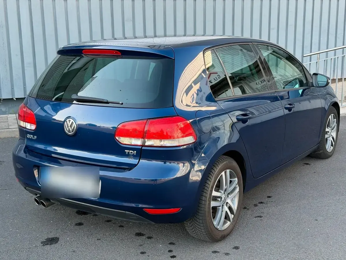 Gebraucht VW Golf VI 110 PS (80 kW) 2009 Blau Kleinwagen