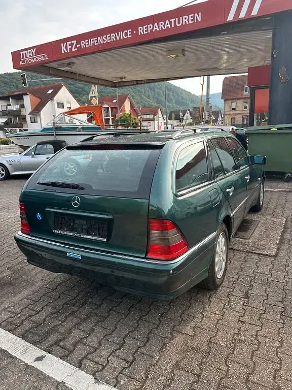 Gebraucht Mercedes C180 Elegance 122 PS (89 kW) 2000 Limousine