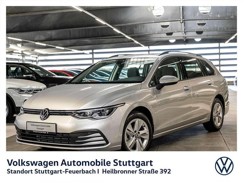 Reflexsilber metallic Gebraucht 2022 VW Golf VIII Life Kombi | 25.930 € (Etwas zu teuer) - Bild 1/4