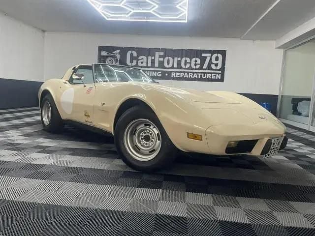 Second-hand Corvette C3 194 CP (142 kW) 1979 Alb Coupe