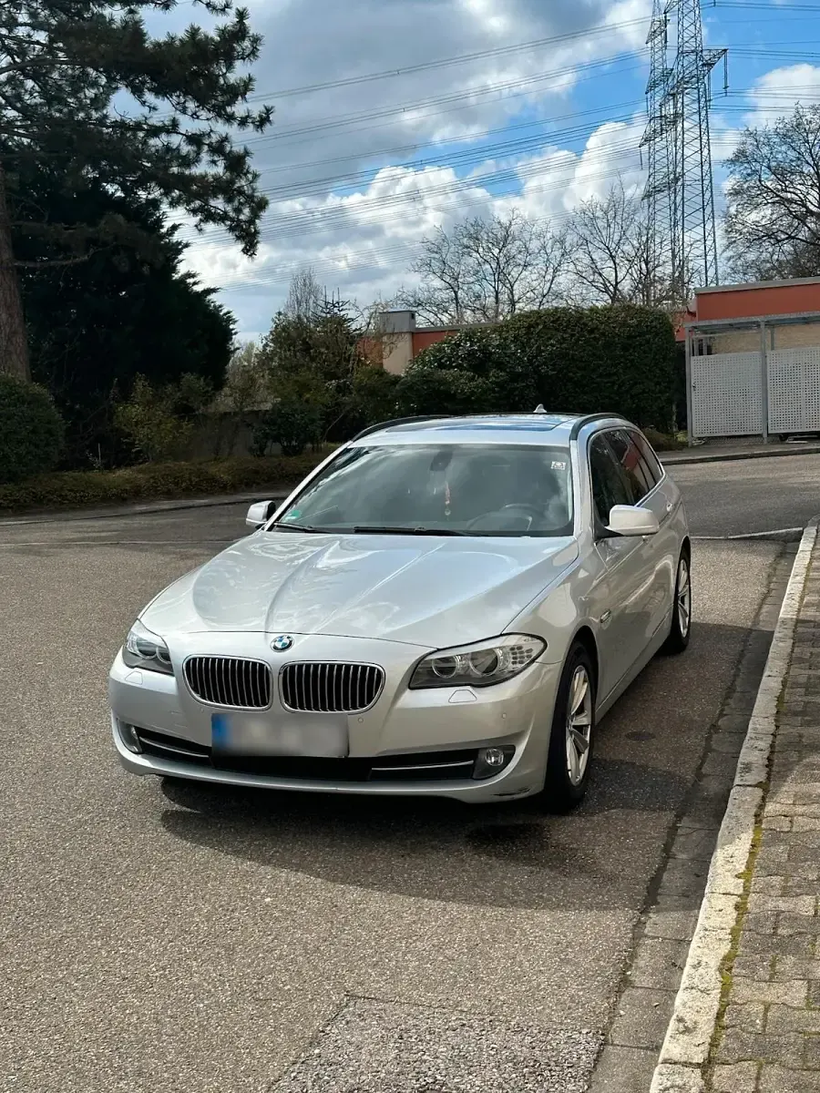 Gebraucht BMW 520 185 PS (136 kW) 2012 Kombi