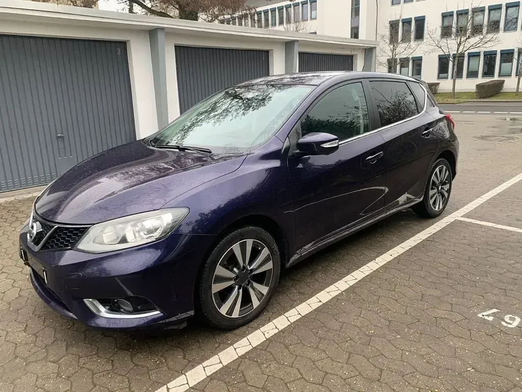 Gebraucht Nissan Pulsar Tekna 116 PS (85 kW) 2015 Blau Kleinwagen