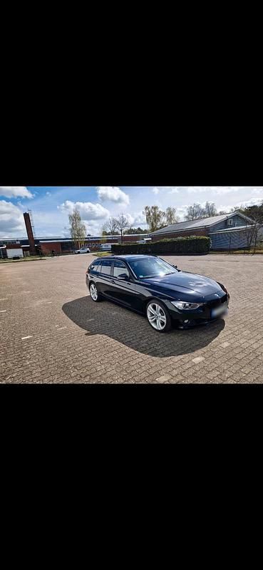 Gebraucht BMW 325 Shadowline 218 PS (160 kW) 2014 Schwarz Kombi