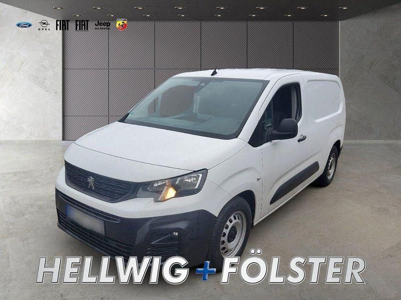 Weiß Gebraucht 2022 Peugeot E-Partner Premium Van / Kleinbus | 17.990 € (Superpreis) - Bild 1/4