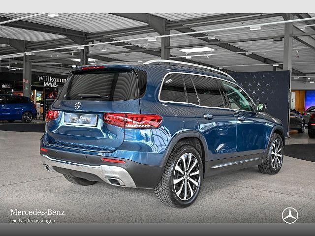 Blau Gebraucht 2023 Mercedes GLB250 Progressive SUV | 37.890 € (Guter Preis) - Bild 1/4