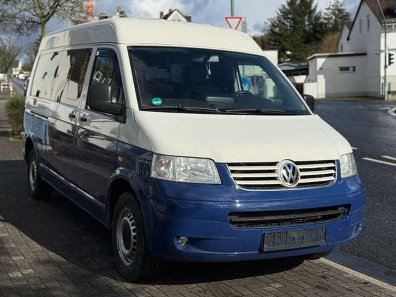 Grauweiß r9002 Gebraucht 2009 VW T5 Van | 6.900 € (Etwas zu teuer) - Bild 1/4