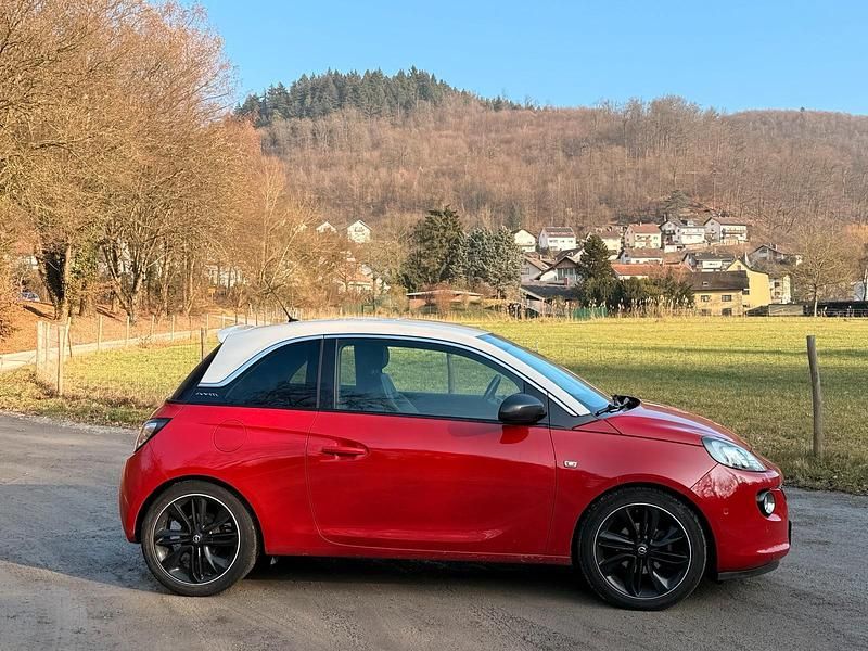 Gebraucht Opel Adam Glam 87 PS (63 kW) 2015 Rot Kleinwagen