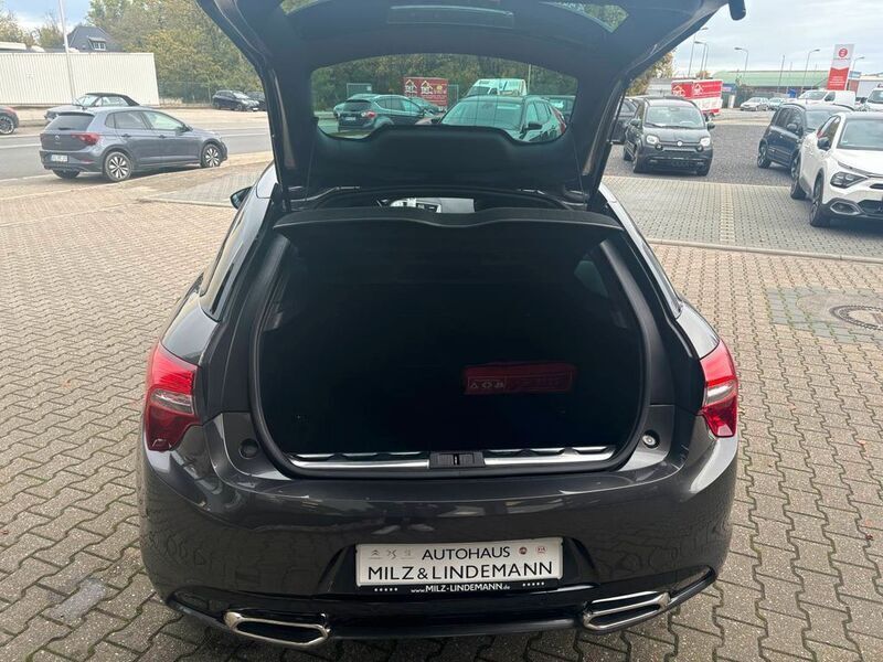 Gebraucht DS Automobiles DS5 Performance 181 PS (133 kW) 2018 Grau Kleinwagen