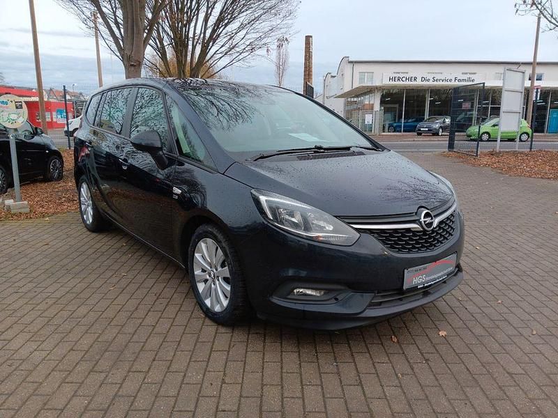 Gebraucht Opel Zafira 136 PS (100 kW) 2019 Tiefseeblau/darkmoon blue Van / Kleinbus