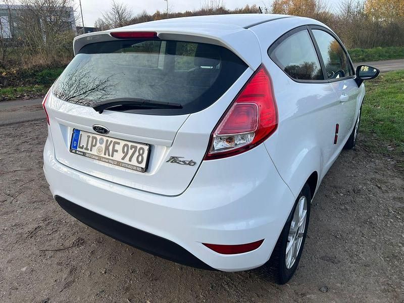 Gebraucht Ford Fiesta Trend 60 PS (44 kW) 2013 Limousine