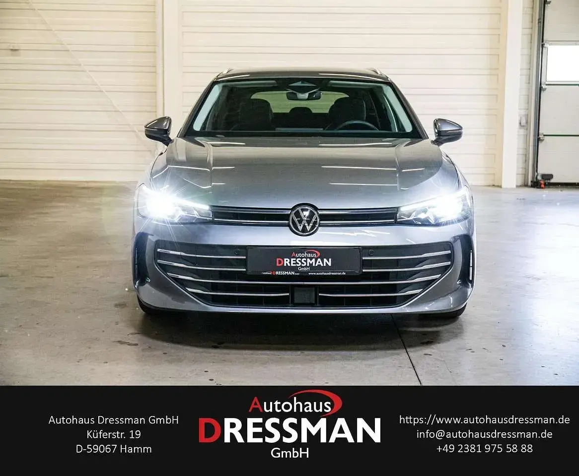Gebraucht VW Passat Business 150 PS (110 kW) 2025 Diabasgrau metallic Kombi