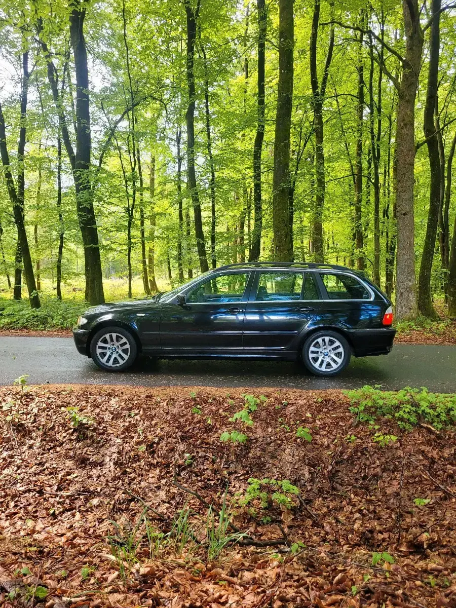 Gebraucht BMW 320 150 PS (110 kW) 2005 Schwarz Kombi