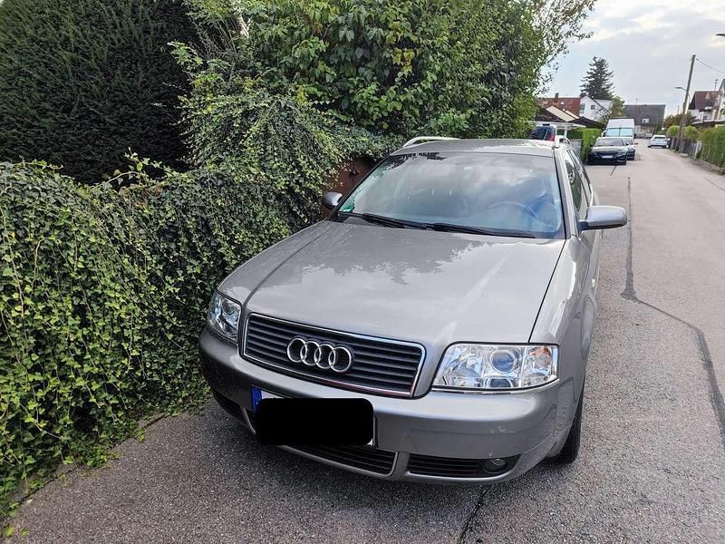 Schwarz Gebraucht 2004 Audi A6 Kombi | 2.290 € (Guter Preis) - Bild 1/4