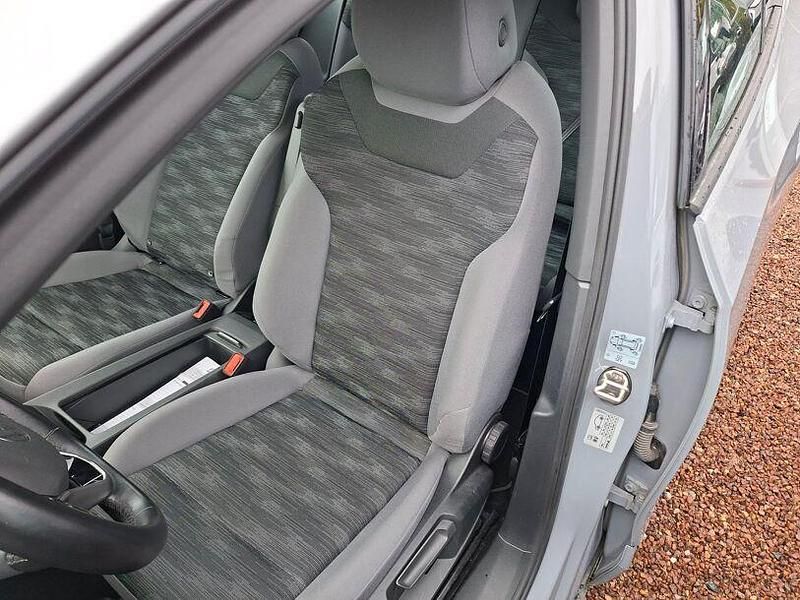 Gebraucht VW ID.5 Pro Performance 150 kW (204 PS) 2023 Mondsteingrau SUV