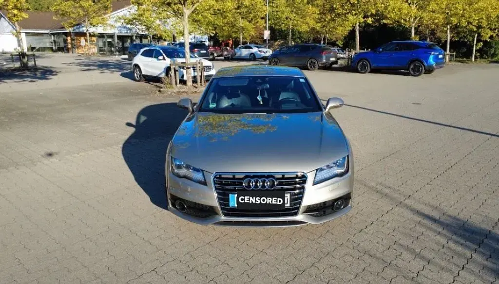 Gebraucht Audi A7 Sportback Ambiente 245 PS (180 kW) 2011 Gold Kleinwagen