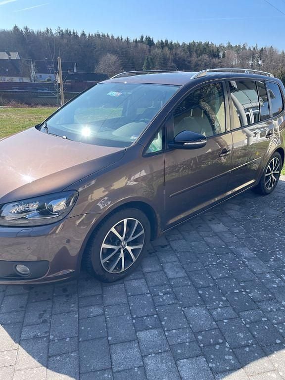 Braun Gebraucht 2012 VW Touran Style Van / Kleinbus | 5.500 € (Superpreis) - Bild 1/4