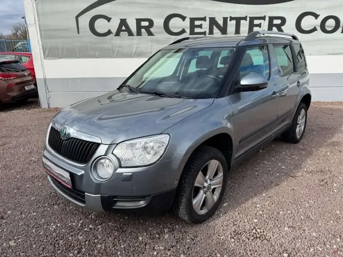 Używany Skoda Yeti 105 KM (77 kW) 2012 Szary SUV