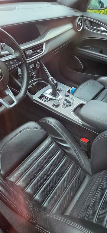 Gebraucht Alfa Romeo Stelvio Veloce 280 PS (205 kW) 2021 Schwarz SUV