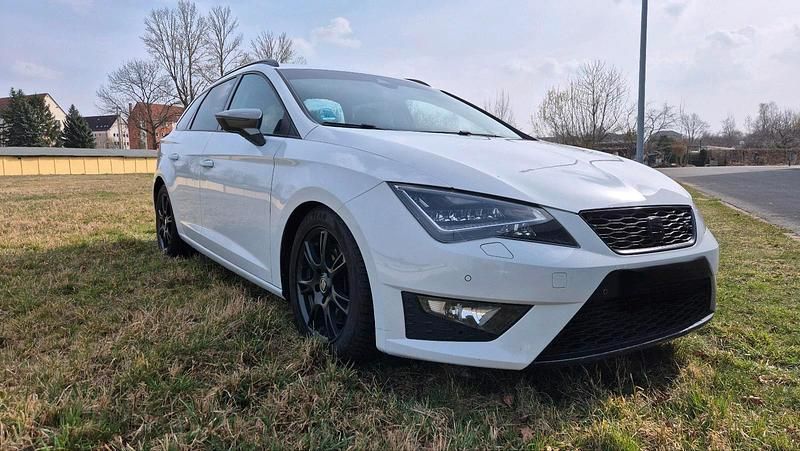 Gebraucht Seat Leon ST 214 PS (157 kW) 2016 Weiß Kombi