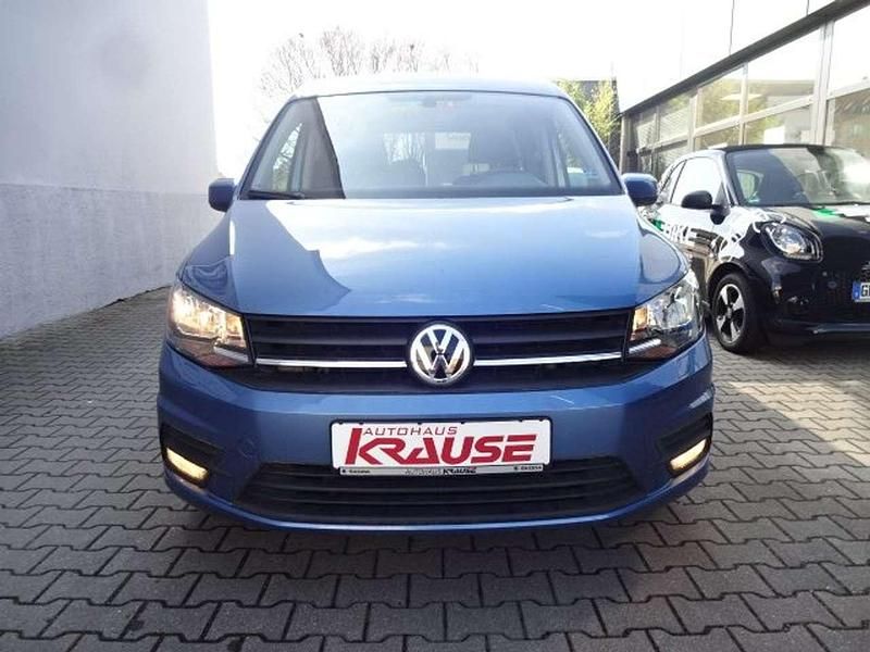 Gebraucht VW Caddy Trendline 102 PS (75 kW) 2019 Acapulcoblau metallic Van / Kleinbus