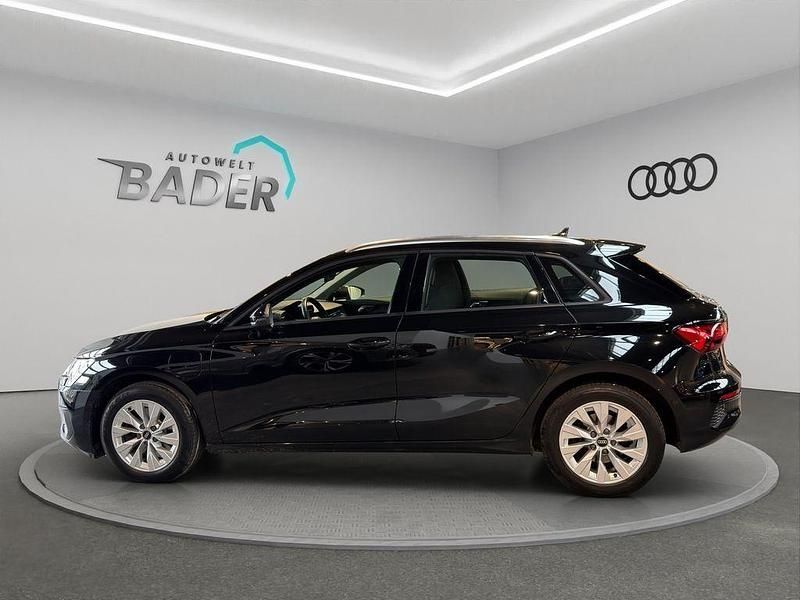Gebraucht Audi A3 Basis 150 PS (110 kW) 2022 Mythosschwarz metallic Limousine