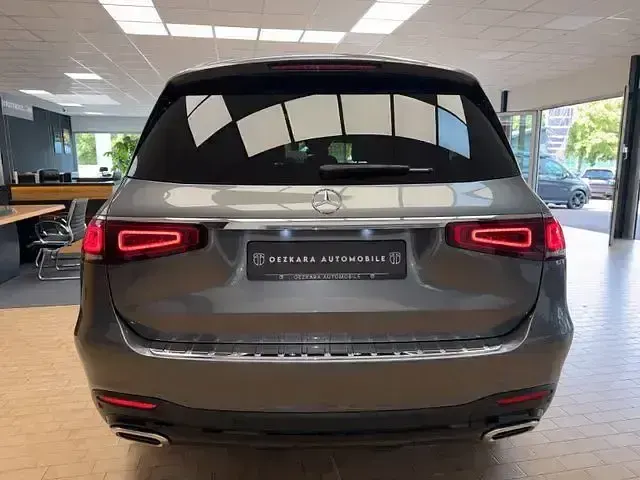 Gebraucht Mercedes GLS580 489 PS (359 kW) 2020 Selenitgrau + nightpaket SUV